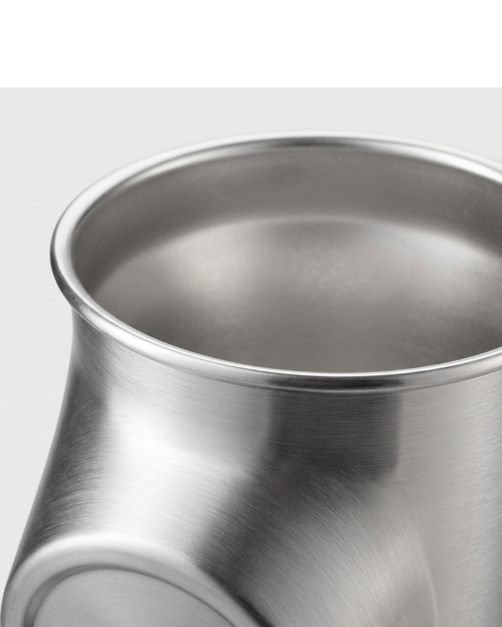 Munio Single-Wall Stainless Steel Beer Cup 16 fl oz Brushed Silver - Detail view
